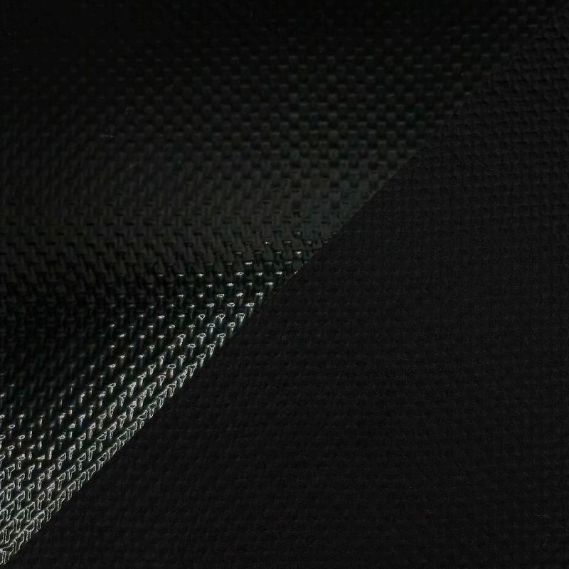 05L30768-Negro